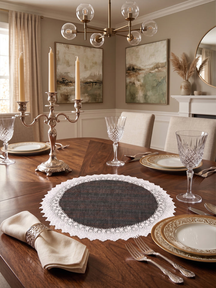 Heritage Lace Round Placemat